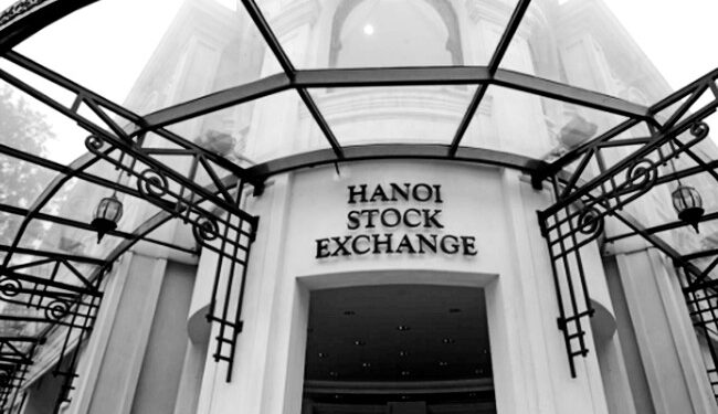 Hanoi stocks open with cautious tone, regional influences prevail