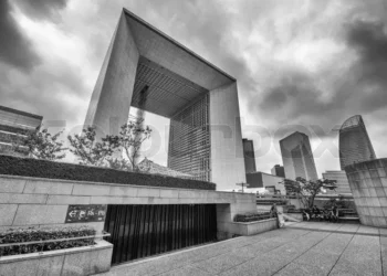 European markets close lower as investors digest economic data and policy signals