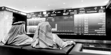 Arab markets open cautiously higher as oil rebound supports sentiment