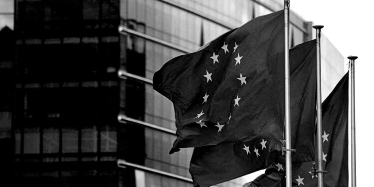 European markets close lower as geopolitical tensions and rate uncertainty weigh on sentiment