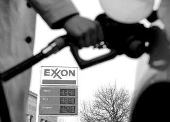 US markets suffer sharpest drop since Iran conflict escalation