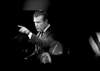 Pete Hegseth under scrutiny as critics question leadership in Iran war