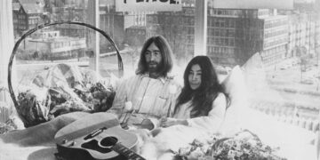 On this day in 1969: John Lennon married Japanese artist and musician Yoko Ono 