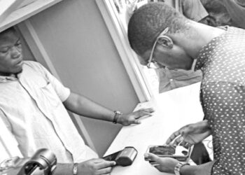 Smartphones reshape Togo’s financial landscape as digital access expands