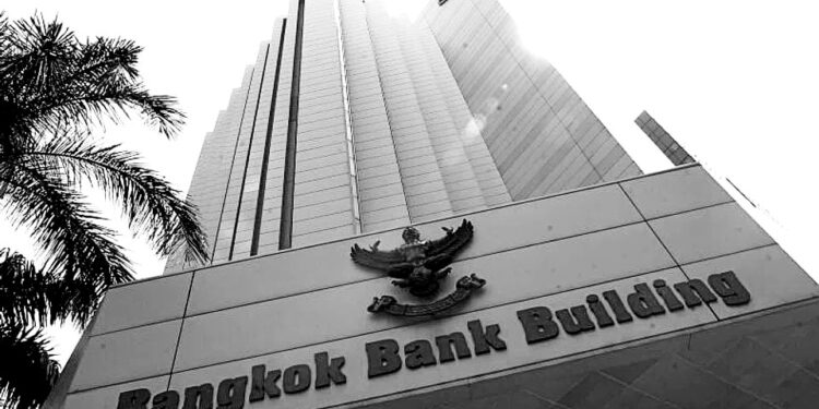 Bangkok opens mixed as investors weigh tourism outlook