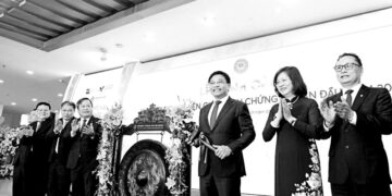 Hanoi stocks edge higher as manufacturing confidence improves