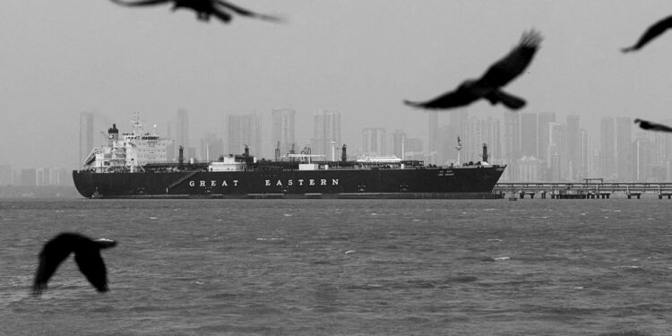 Ceasefire diplomacy intensifies as US and Iran explore extension