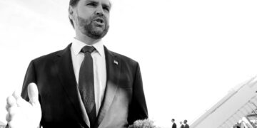High-stakes diplomacy begins as Vance lands in Islamabad