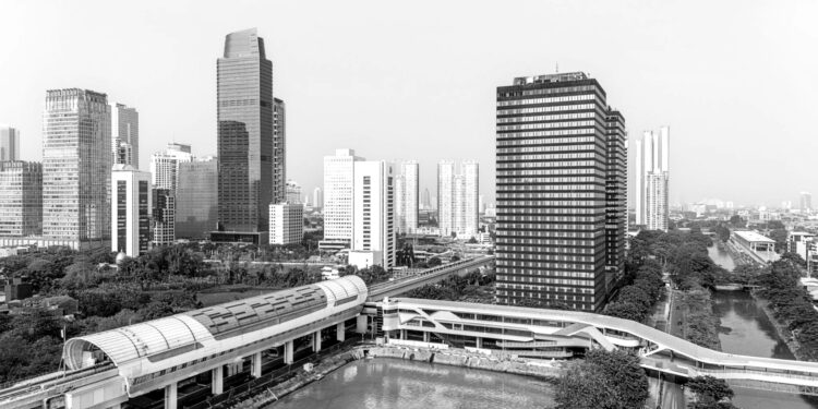 Jakarta market opens cautiously amid commodity and currency concerns