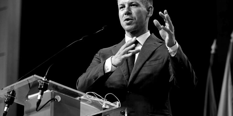 Péter Magyar vows crackdown on ‘plunderers’ after election victory