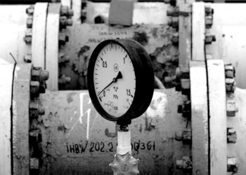 Oil flows resume as Druzhba pipeline reopens, easing path for EU loan package