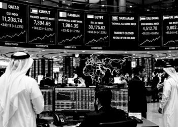 Arab markets open higher as Gulf sentiment improves