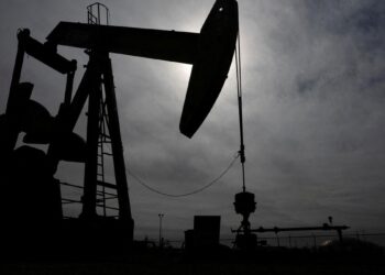 Indian oil firms face massive monthly losses despite fuel duty reductions
