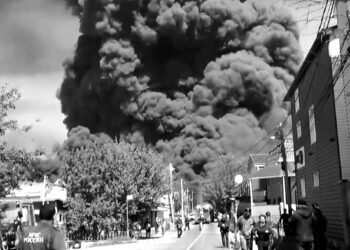 Russian oil hub in Tuapse hit again as environmental disaster deepens