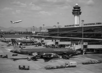 Vietnam’s aviation rebound accelerates tourism growth despite global uncertainty