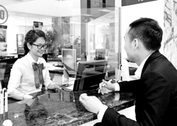 Vietnamese banks face new competition era shaped by ESG and AI