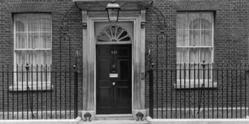Starmer prepares exit timetable as Labour eyes new leadership