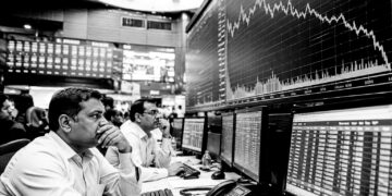 Indian stocks slide as global weakness and foreign outflows weigh on sentiment