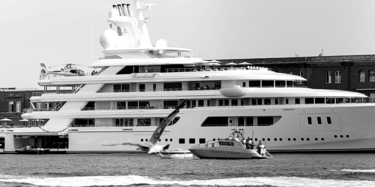 Venice prepares fresh protests as US ambassador’s superyacht heads for lagoon city