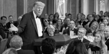 Trump turns press dinner into an hour of jokes, grievances and third-term teasing
