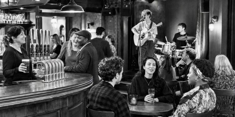 England’s pubs and music venues win 20% business rates reprieve