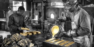 Guinea bans raw gold exports in drive for domestic refining