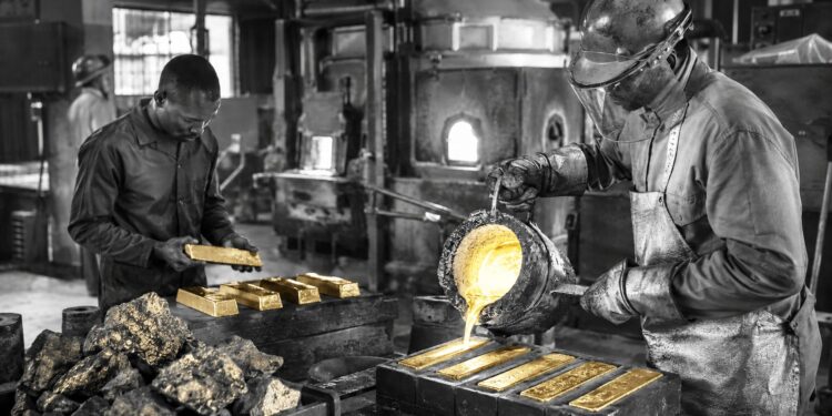 Guinea bans raw gold exports in drive for domestic refining