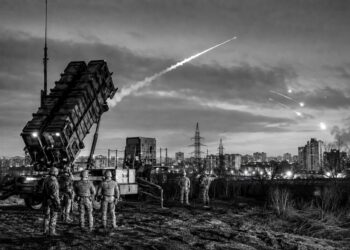 Nato moves urgently to strengthen Ukraine’s air defences