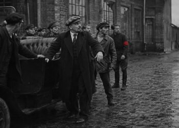 On this day in 1918: Soviet leader Vladimir Lenin was shot twice in an unsuccessful assassination attempt
