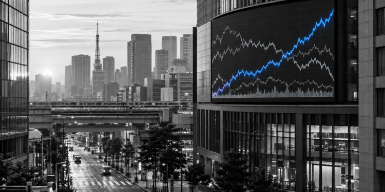 Asian markets diverge at Thursday’s open as Europe awaits its turn