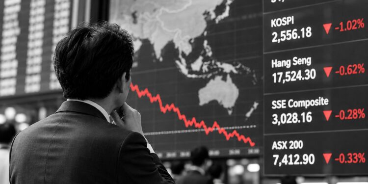 Asian markets open lower as technology stocks retreat and oil prices rise