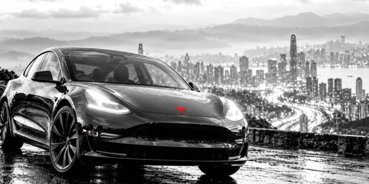 Tesla: A wonder in decline?