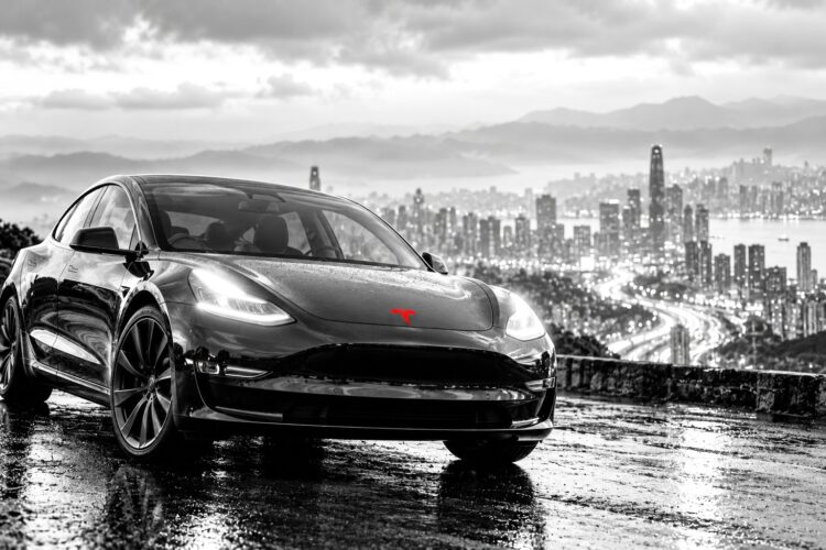 Tesla: A wonder in decline?
