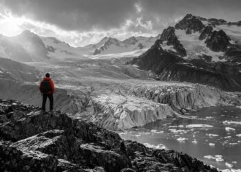 Nearly 300 glaciers have disappeared from the American West as climate crisis accelerates